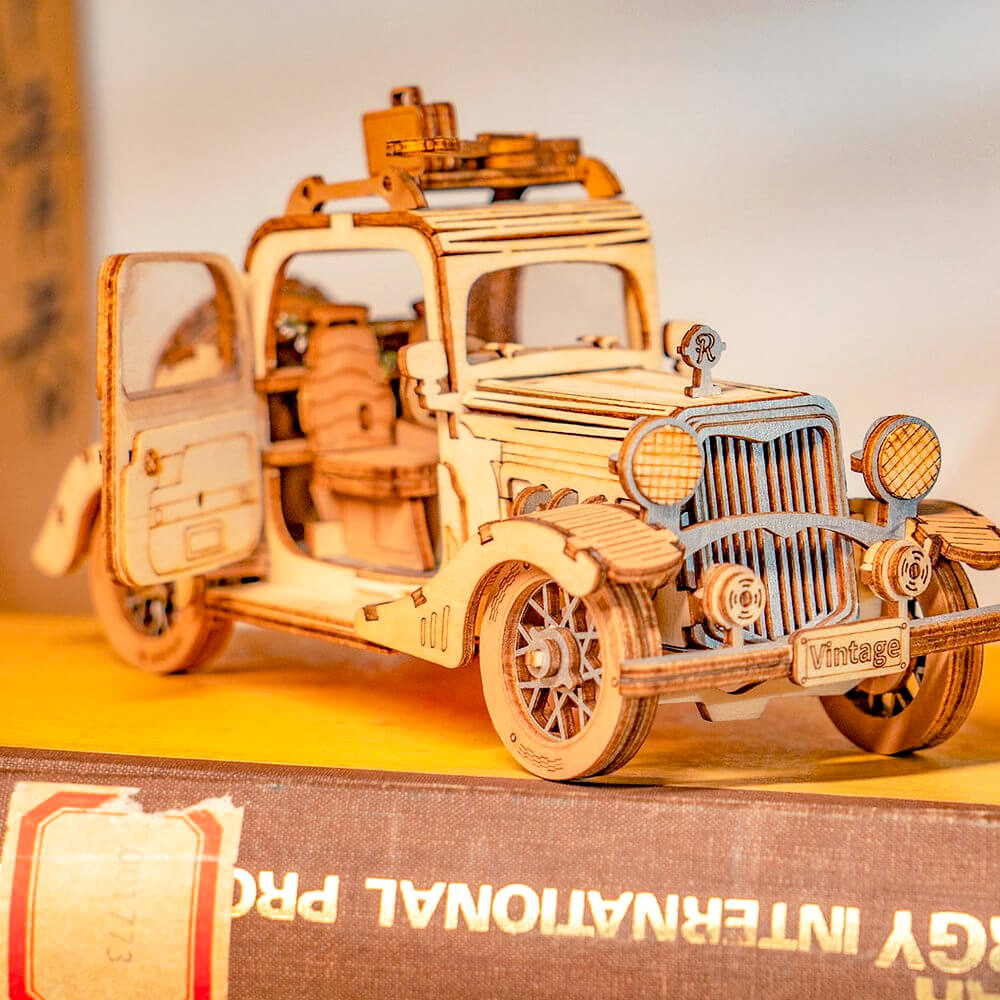 Maquette en Bois - Voiture Vintage