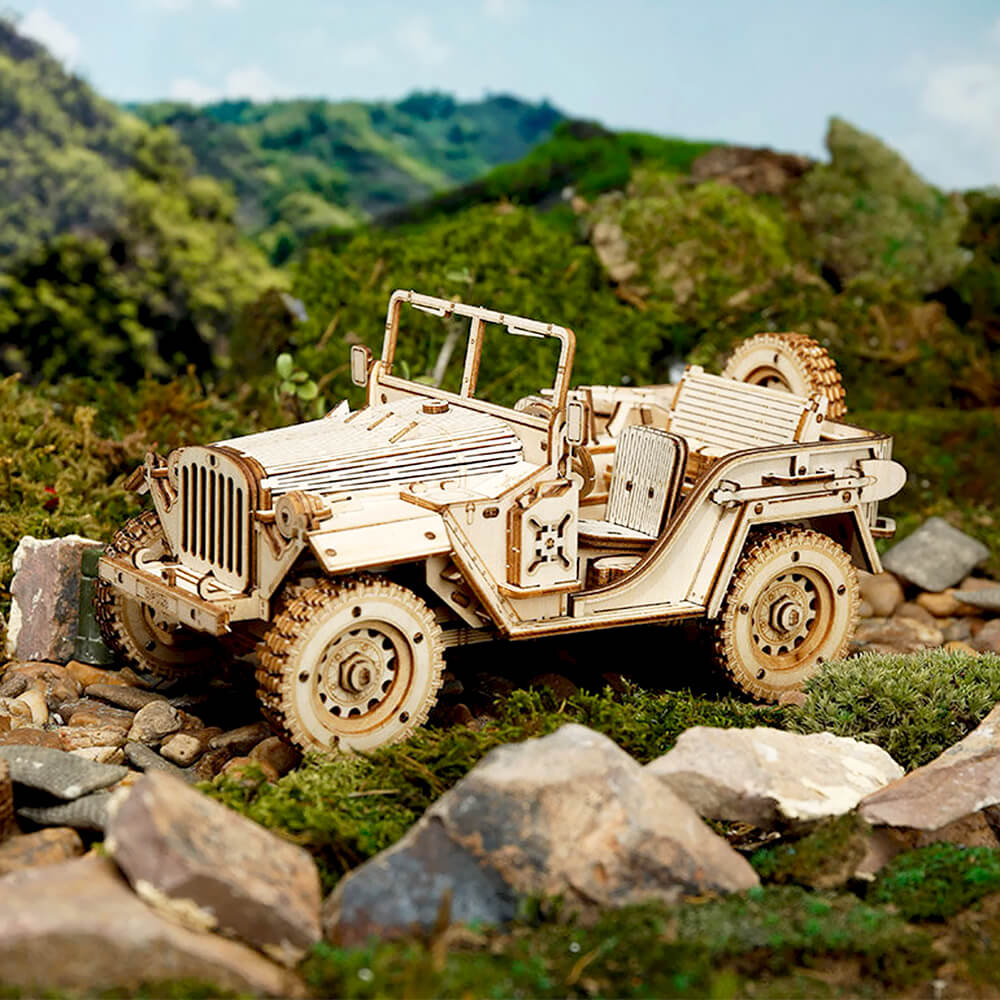 maquette en bois - jeep